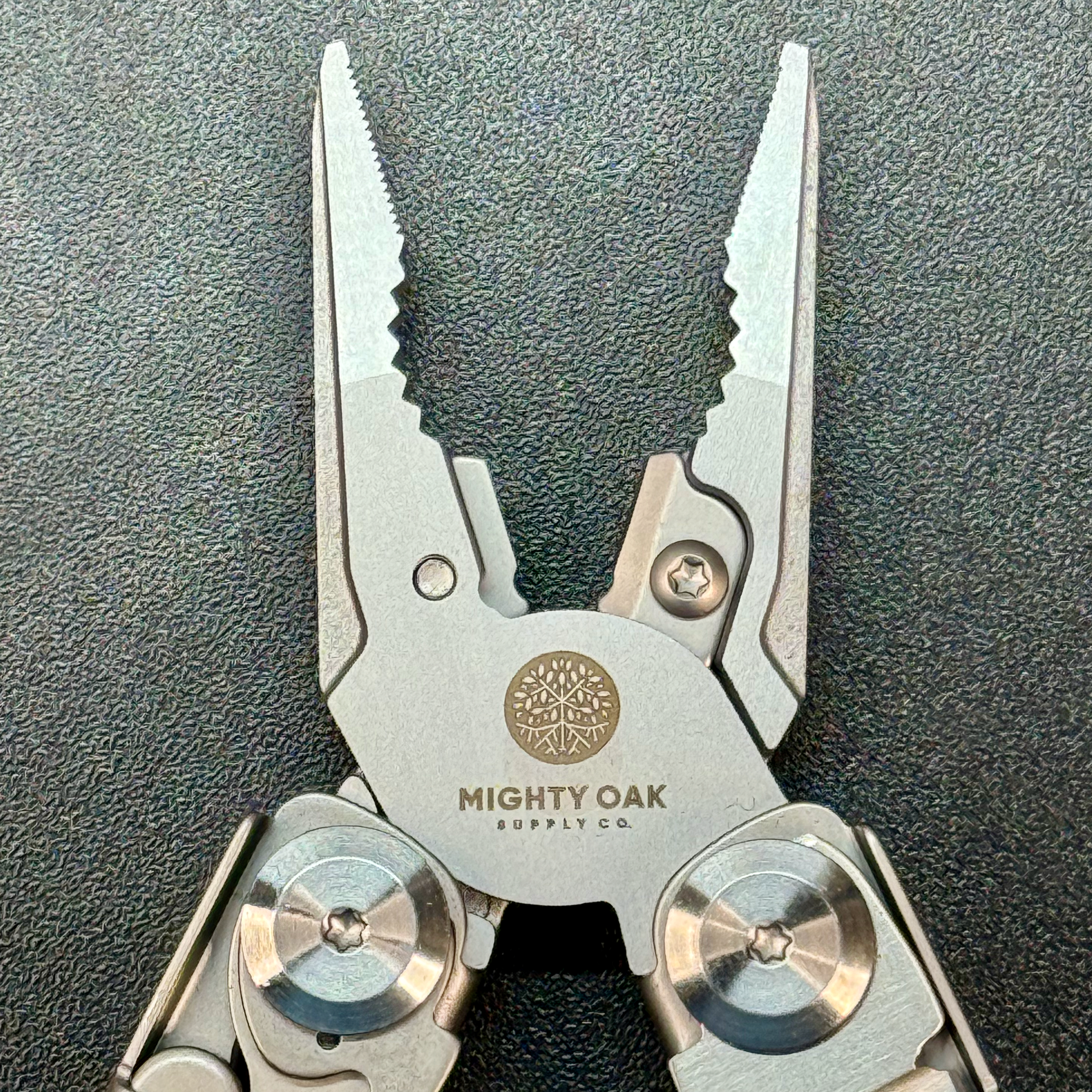Mighty Oak Supply Multitool