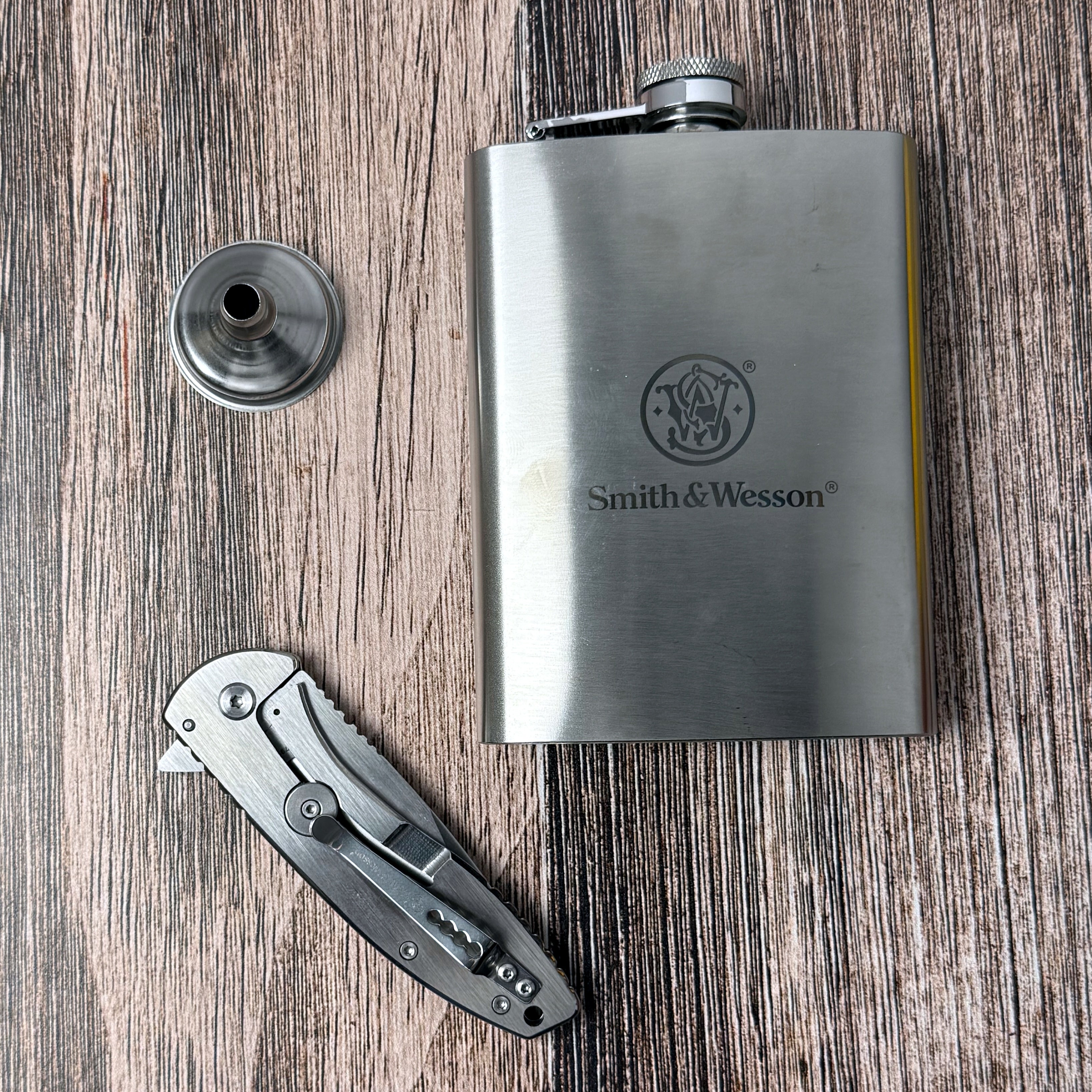 Smith & Wesson Executive Linerlock/Flask