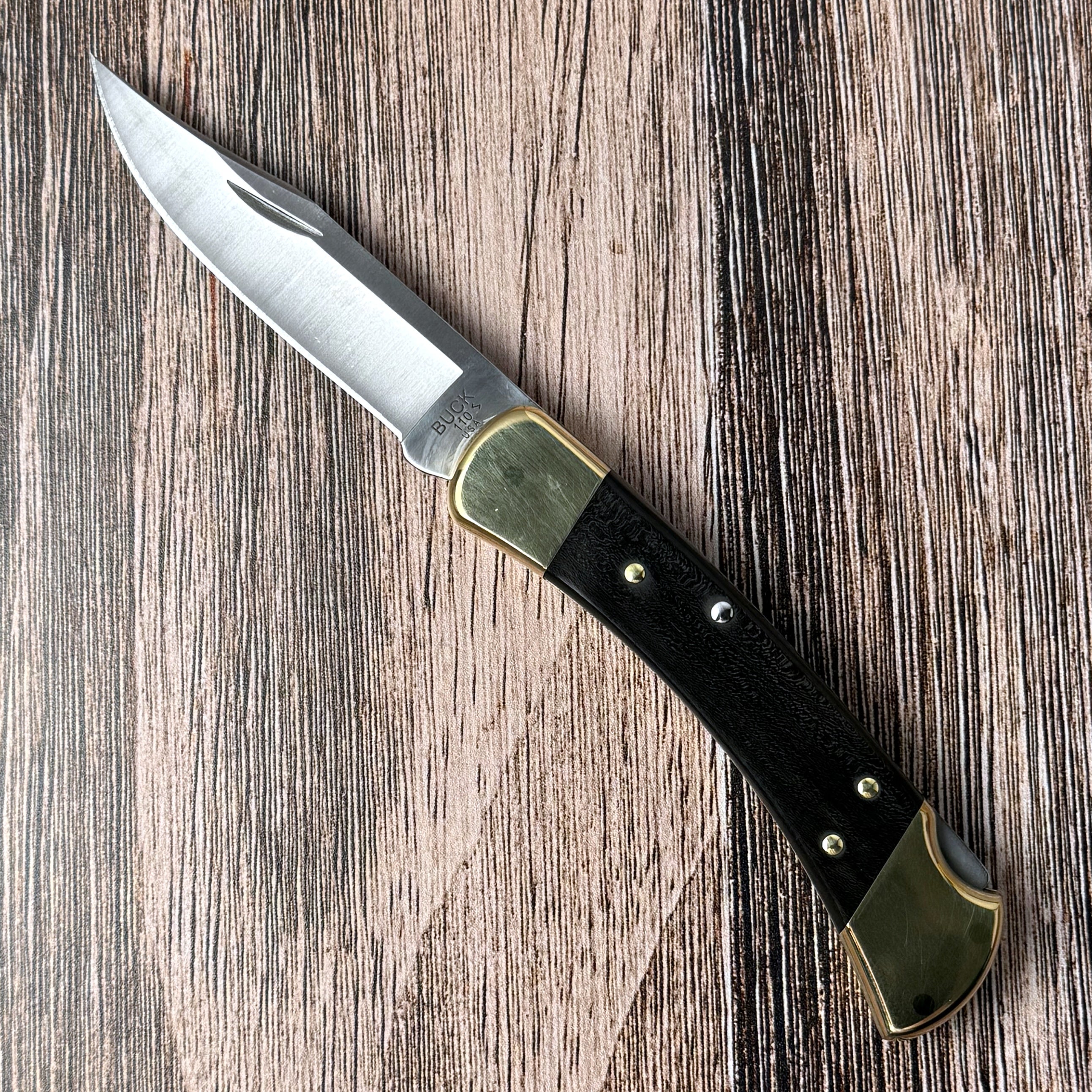 Buck 110 Hunter