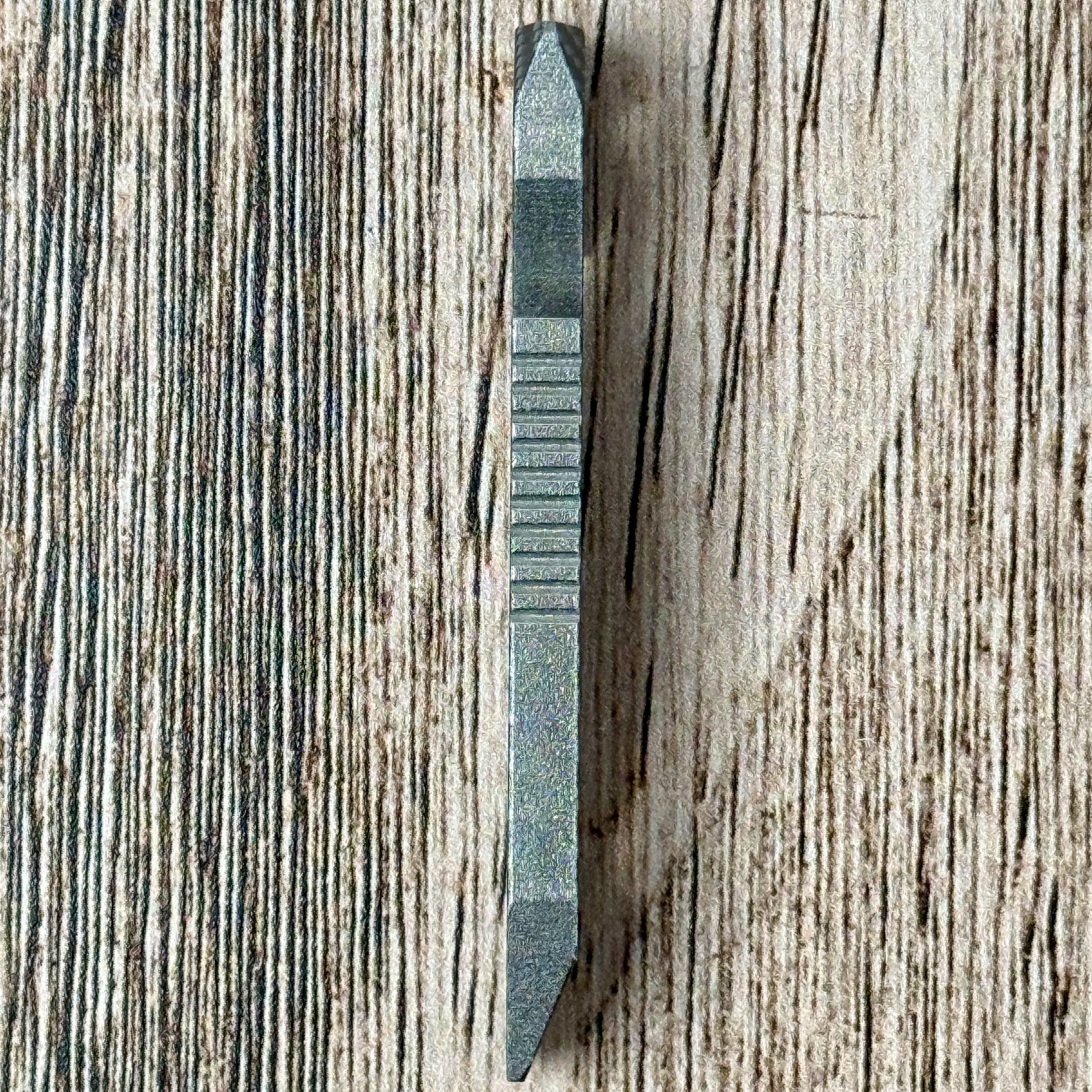Griffin Pocket Tool - Carbon Fiber