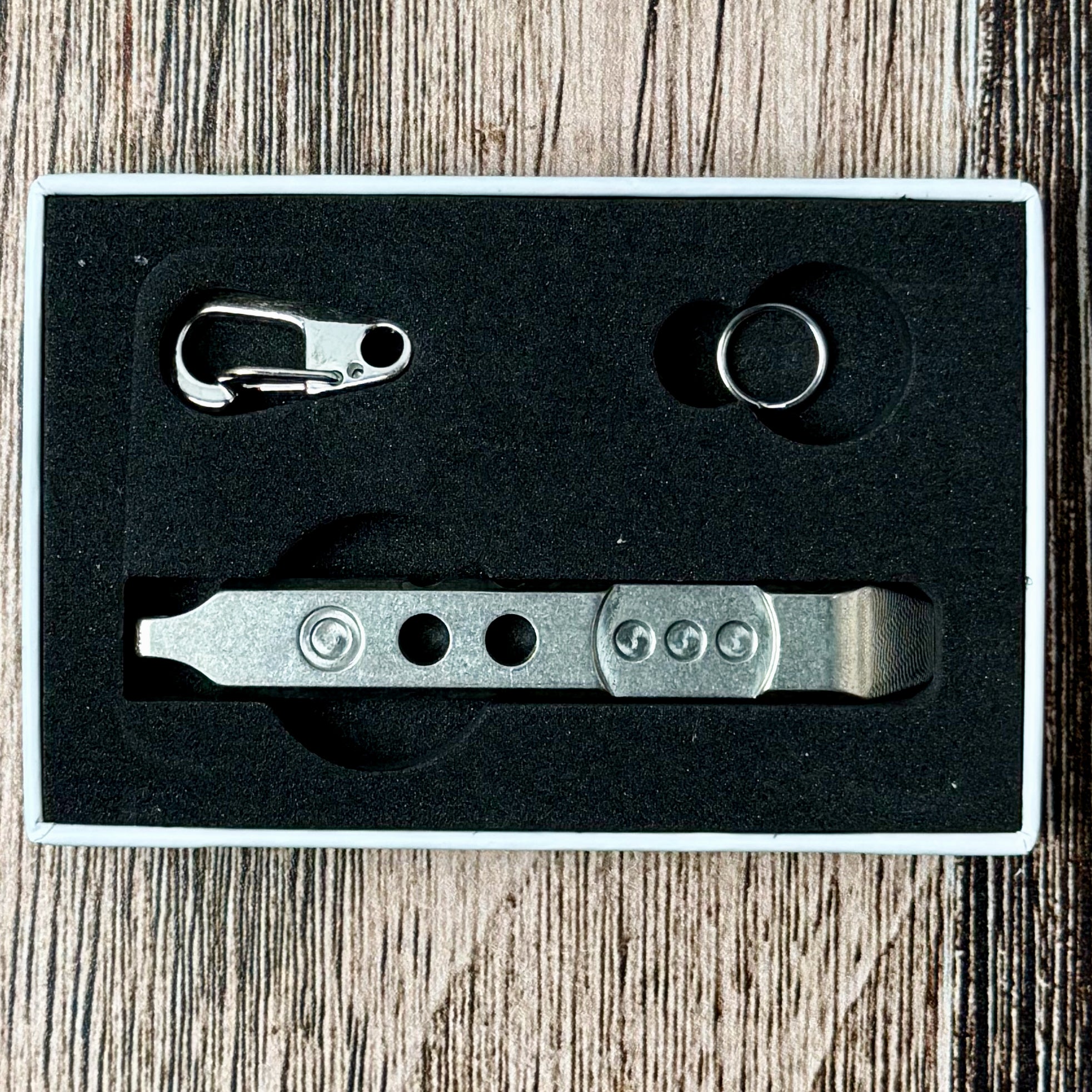 TEC Accessories Ti-Pry Keychain Pry Bar