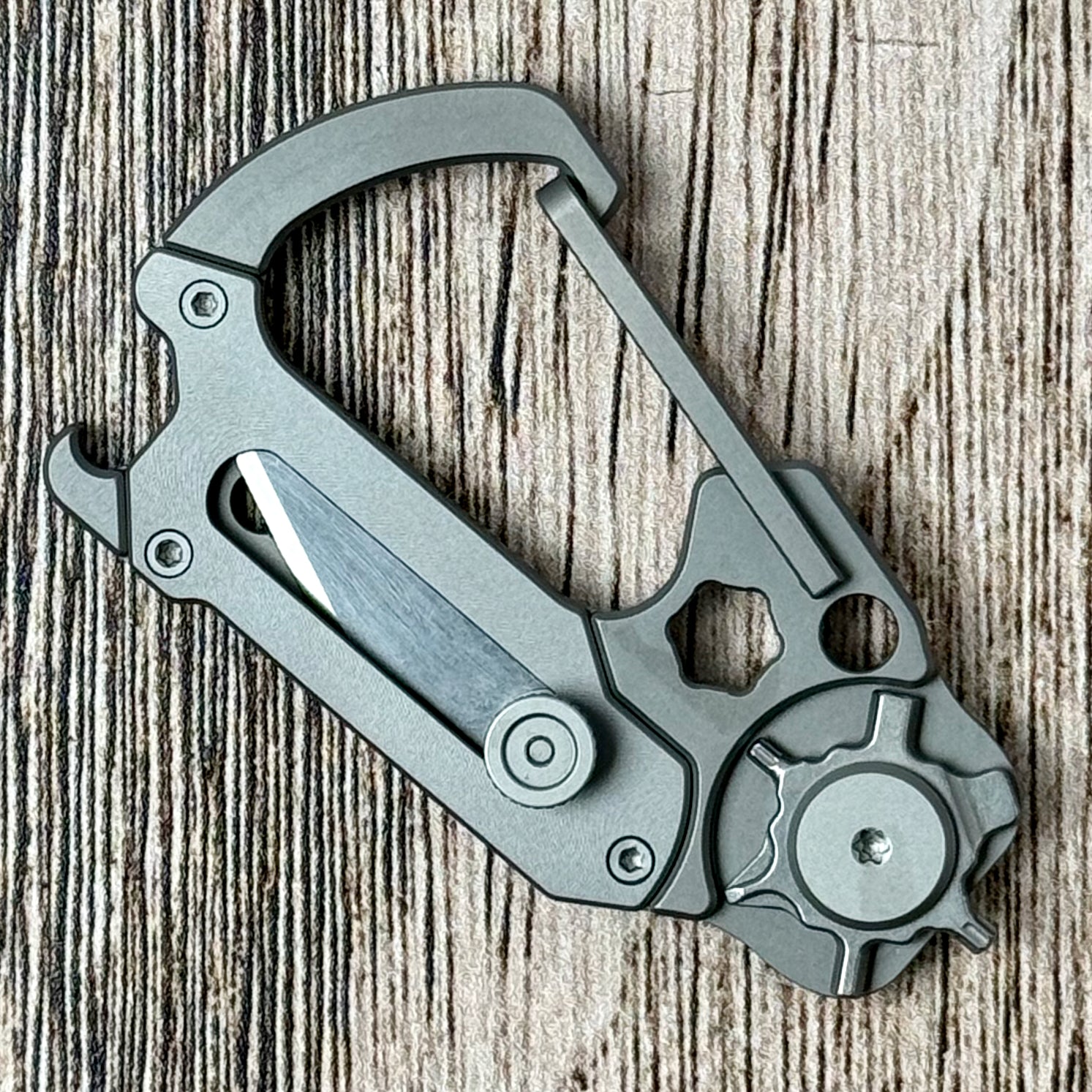 CIVIVI Polymorph Carabiner Multitool