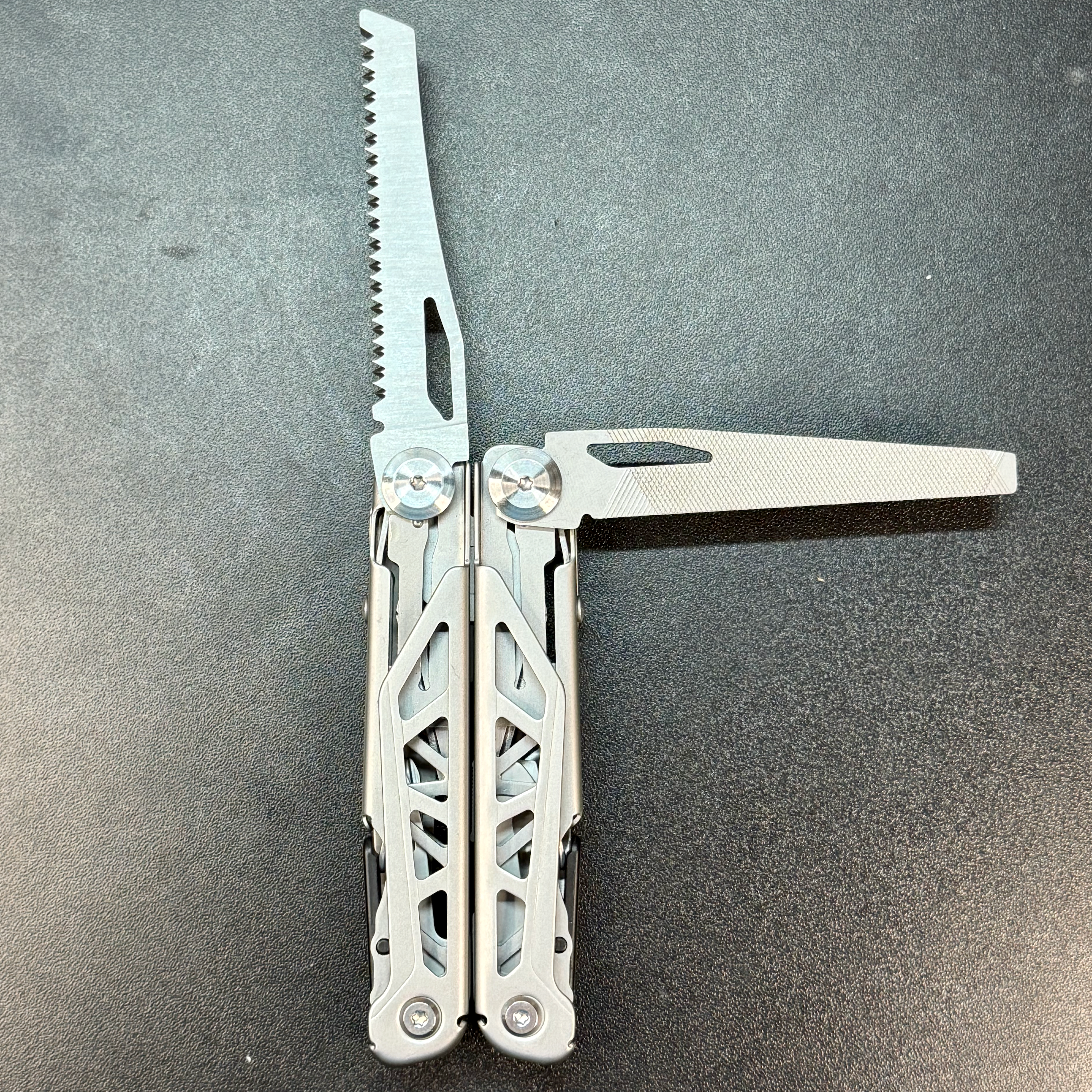 Mighty Oak Supply Multitool