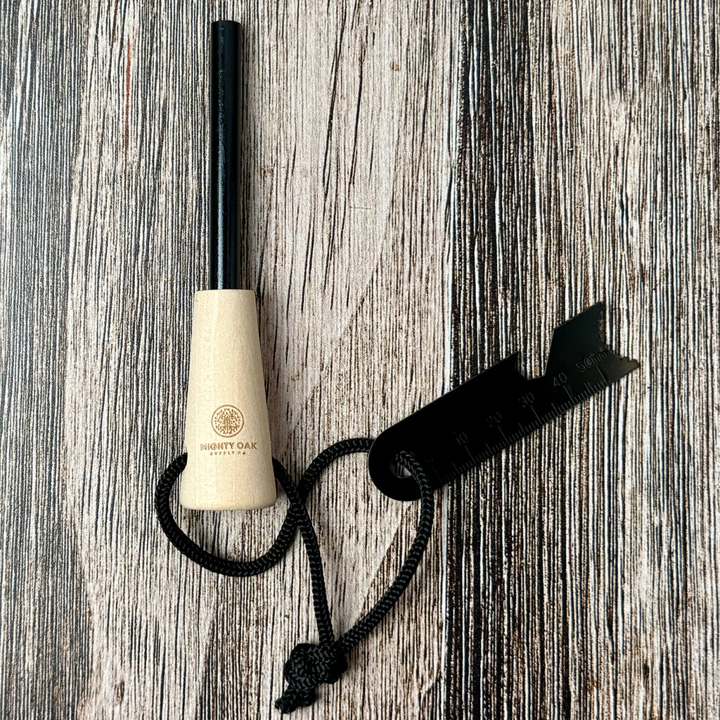 Ferro Rod fire starter with paracord handle