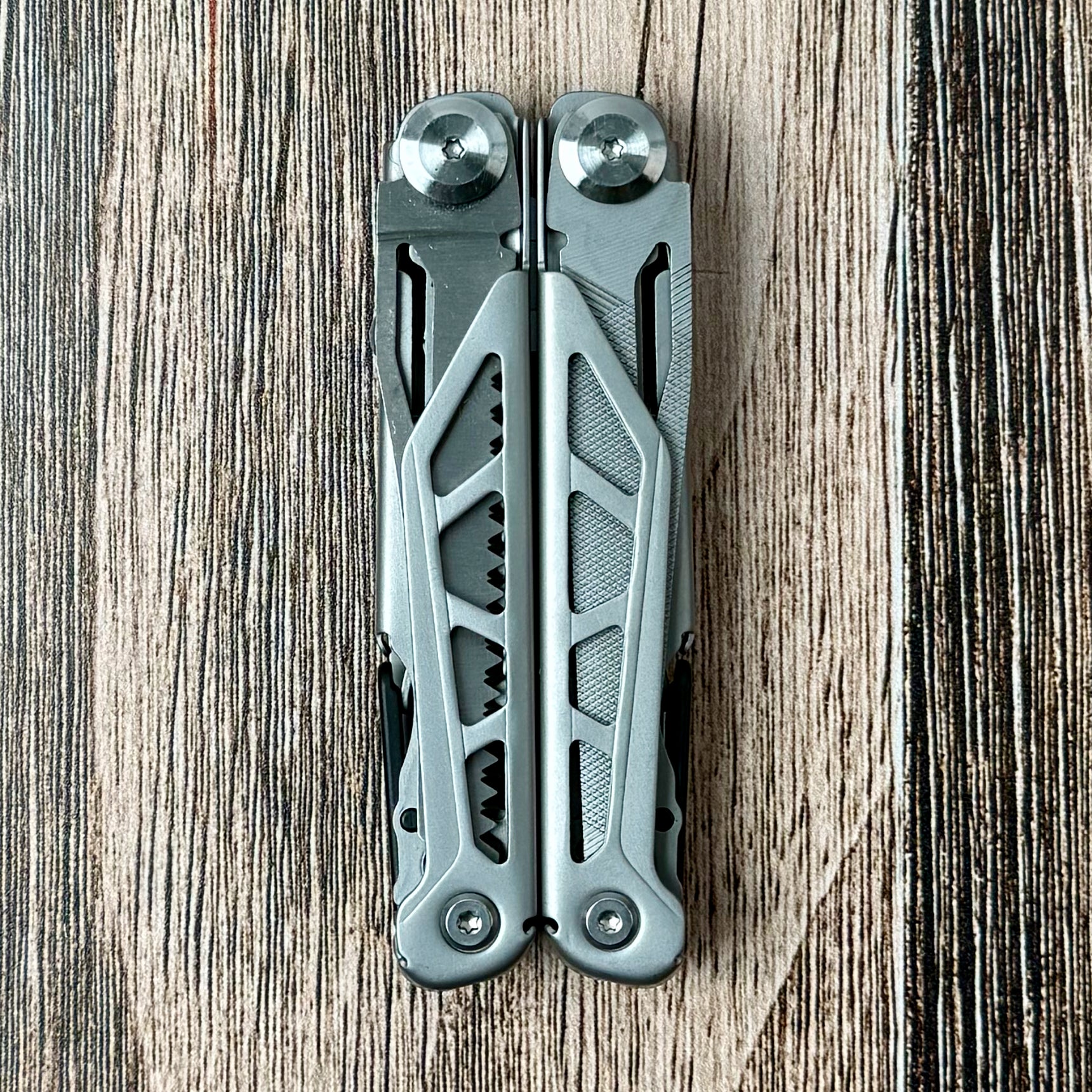 Mighty Oak Supply Multitool