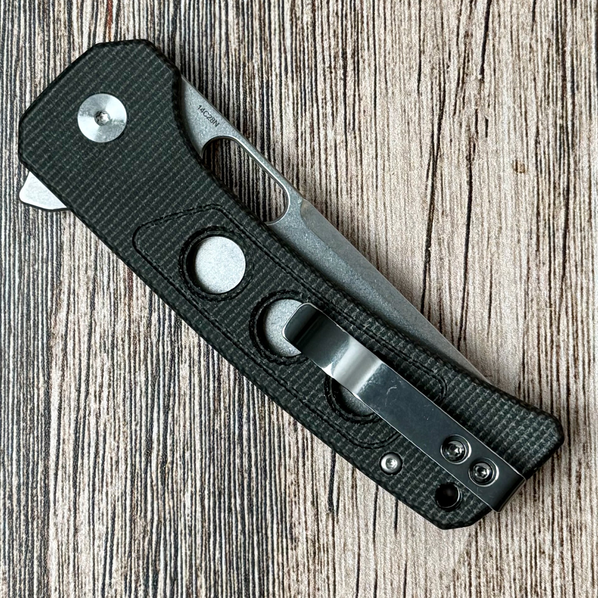 QSP Knife Unicorn Button Lock Knife