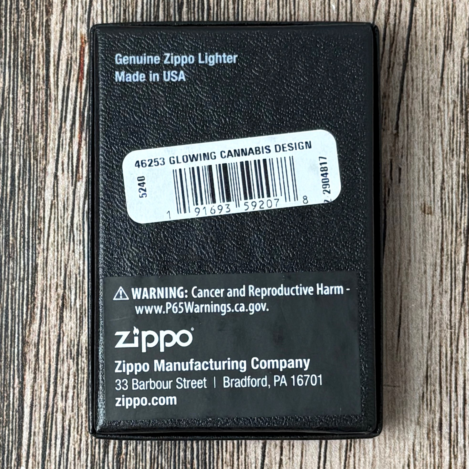Glowing Cannabis Leaves Zippo Lighter